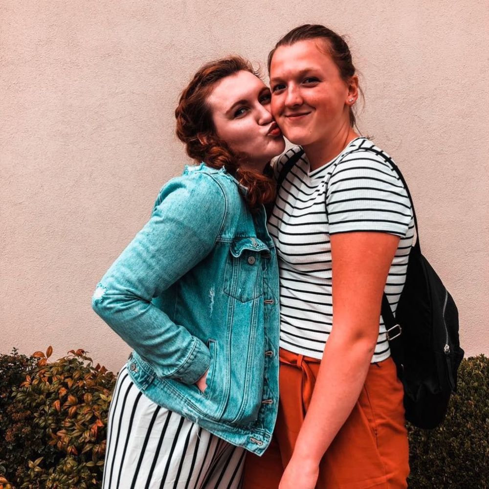 Meet your Posher, Lucy